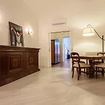 Palazzo Dello Spagnolo Suite