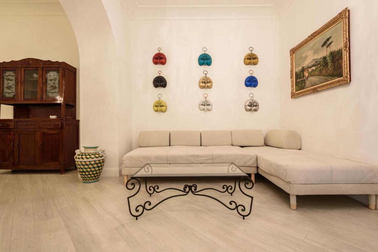 Apartment Palazzo Dello Spagnolo Naples